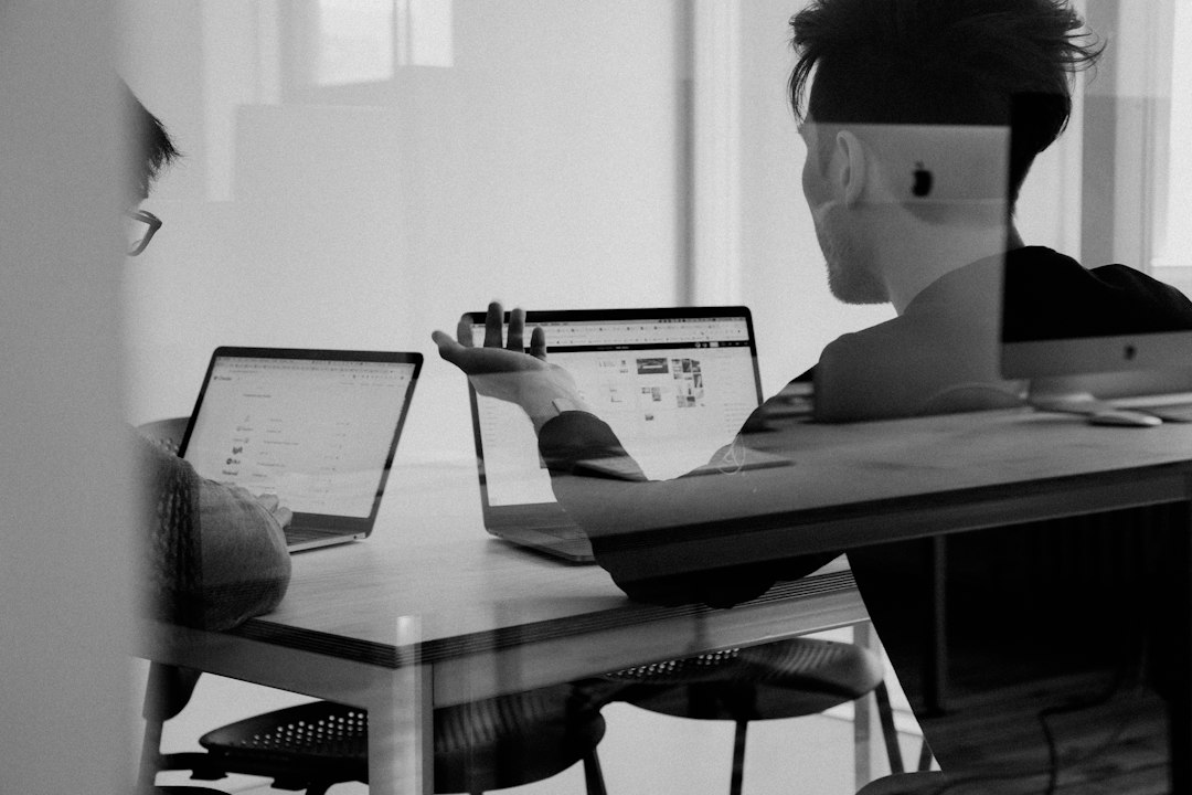 Virtuelle Team: Fremtiden for Samarbeid i Digitale Tider